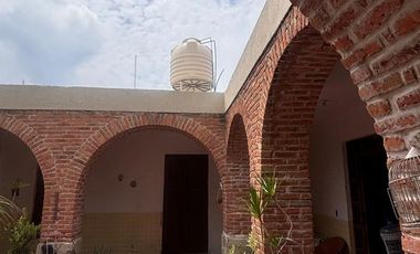 CASA EN VENTA EN BELLAVISTA
