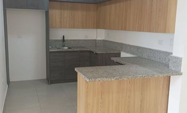 venta de casa en zona sur de montecristi