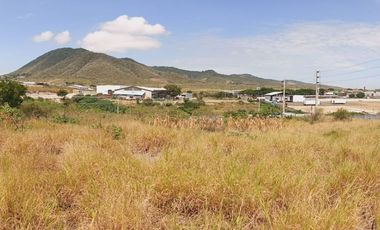 terreno de venta en montecristi zona sur