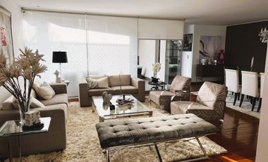 Venta de Linda Casa en Condominio Cerca a La Universidad de Lima