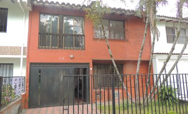 VENTA CASA BARRIO FLORES EN PALMIRA VALLE