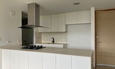 45666 Apartamento en arriendo en el sector Loma de los Benedictinos
