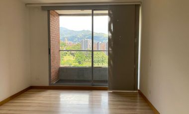 45666 Apartamento en arriendo en el sector Loma de los Benedictinos