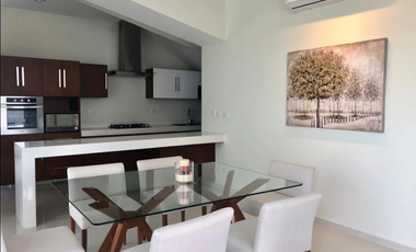 CASA EN RENTA AMUEBLADA EN COUNTRY CLUB,CARMEN CAMPECHE.