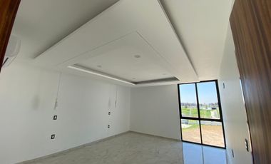CASA EN VENTA EN VALLE IMPERIAL