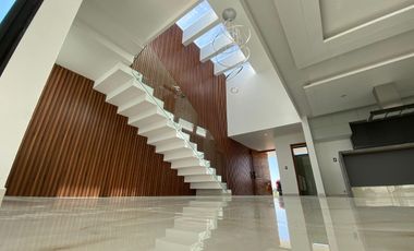 CASA EN VENTA EN VALLE IMPERIAL