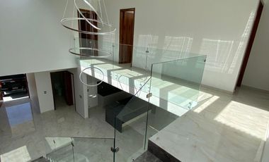 CASA EN VENTA EN VALLE IMPERIAL