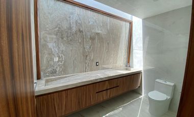 CASA EN VENTA EN VALLE IMPERIAL