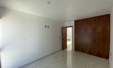 CASA EN VENTA EN VALLE IMPERIAL