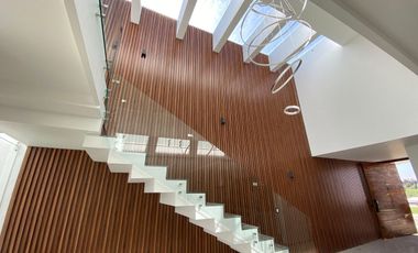 CASA EN VENTA EN VALLE IMPERIAL