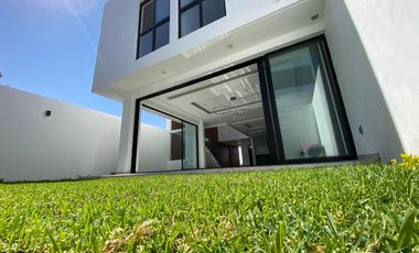 CASA EN VENTA EN VALLE IMPERIAL