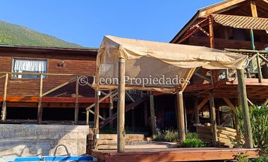 Leon Propiedades vende parcela con casa en La Aurora, Curacavi.