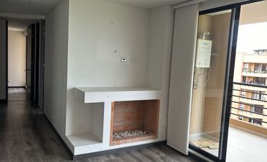 VENDO APTO 100 MTS PISO 9 CHIA PONDEROSA CAMPESTRE, 3 HABITACIONES, 3 BAÑOS, SALA CON CHIMENEA COMEDOR, 2 PARQUEADEROS, EL APARTAMENTO NO TIENE DEUDAS