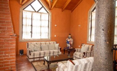 CASA EN VENTA EN MINERAL DEL CHICO A LA ENTRADA DEL PUEBLO EXCELENTE UBICACIÓN