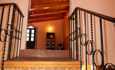 CASA EN VENTA EN MINERAL DEL CHICO A LA ENTRADA DEL PUEBLO EXCELENTE UBICACIÓN