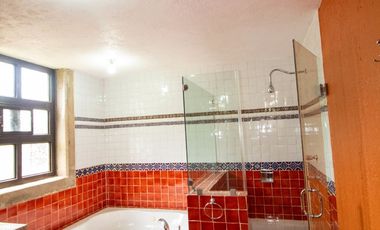 CASA EN VENTA EN MINERAL DEL CHICO A LA ENTRADA DEL PUEBLO EXCELENTE UBICACIÓN