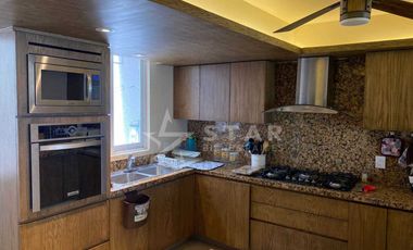 VILLA DE DOS NIVELES EN JOYAS DE BRISAMAR