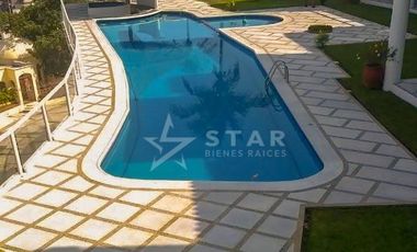 VILLA DE DOS NIVELES EN JOYAS DE BRISAMAR