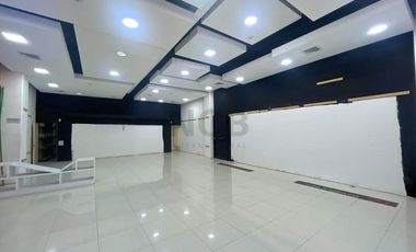LOCAL COMERCIAL EN VENTA  CENTRO COMERCIAL UNICENTRO GIRARDOT
