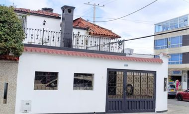 CASA VILLA LUZ 100% REMODELADA (USO MIXTO VIVIENDA/COMERCIAL)