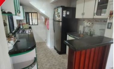 SE VENDE HERMOSA CASA 2 PISOS B/SAN JOSÉ - NEIVA (HUILA,COL)