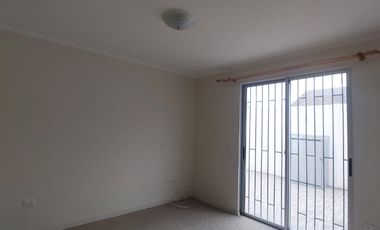 Se vende casa 3 dormitorios 1 baño