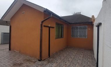 Se vende casa 3 dormitorios 1 baño
