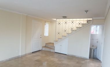 Venta de Casa, Puengasí, Puente 2, Conjunto Privado, con Suite Independiente
