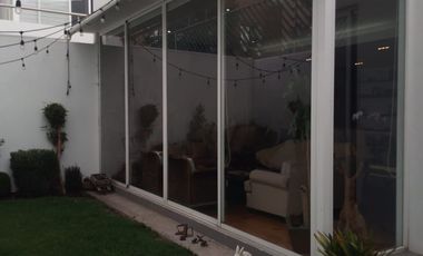 EN VENTA MAGNIFICA CASA EN CONDOMINIO EN METEPEC, DISEÑO MODERNO Y AMPLIO