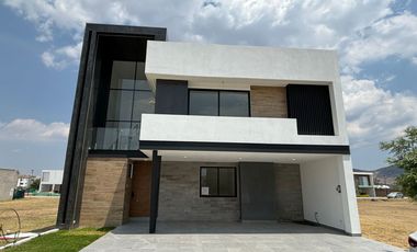 Casa nueva en venta en Parque Chiapas, Lomas de Angelópolis Puebla