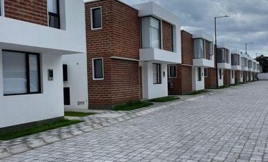 Casa de Venta Conjunto Triana