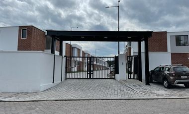 Casa de Venta Conjunto Triana