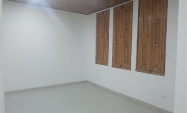 VENTA CASA EN EL CENTRO DE TUNJA, OFICINAS, TUNJA
