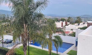 Casa en Venta en Condominio con Alberca y Vigilancia en Lomas Trujillo 3 Recamaras