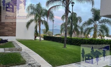 Casa en Venta en Condominio con Alberca y Vigilancia en Lomas Trujillo 3 Recamaras