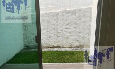 Casa en Venta en Condominio con Alberca y Vigilancia en Lomas Trujillo 3 Recamaras