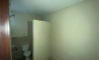 En alquiler departamento de 3 dormitorios en Kennedy.
