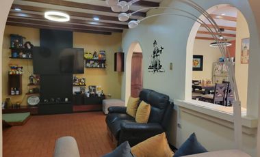 Casa en Centario Sur Av. José Vicente Trujillo