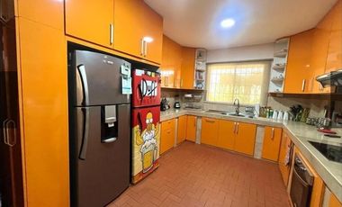 Casa en Centario Sur Av. José Vicente Trujillo
