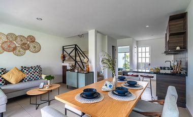 Casa en Venta con 3 recamaras alberca en Fraccionamiento en Xochitepec Morelos