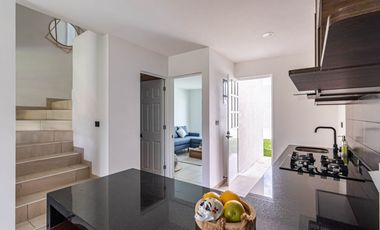 Casa en Venta con 3 recamaras alberca en Fraccionamiento en Xochitepec Morelos