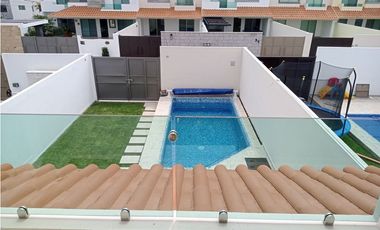 Casa en Venta sola con cuatro  Recamaras en condominio a 15 minutos de Cuernavaca en Xochitepec Morelos