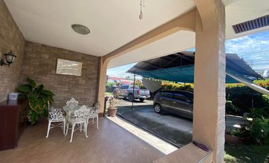 House and Lot for Sale in Kalye Pitong Gatang (road to Northville Subd.,) Boloc-boloc, Sibulan, Neg. Or.