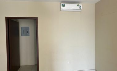 VENDO O ALQUILO DEPARTAMENTO DE 3 DORMITORIOS FRENTE AL CC EL DORADO
