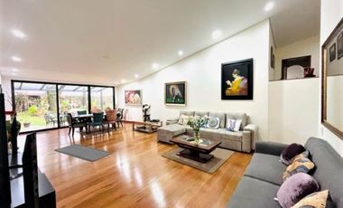 VENDO  CASA EN SANTA ANA ORIENTEAL 797 M2