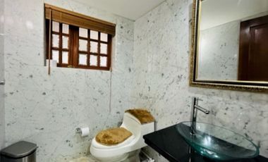 VENDO  CASA EN SANTA ANA ORIENTEAL 797 M2