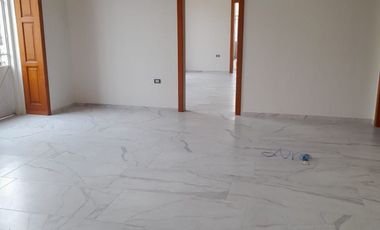 CASONA EN ESQUINA  1,080  m2 CON USO DE SUELO COMERCIAL EN RENTA EN CENTRO HISTÓRICO DE PUEBLA.