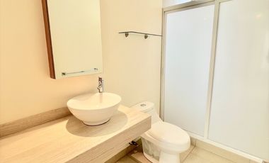 CASA EN RENTA I MAYORCA RESIDENCIAL I ZONA ESTE I COTO CON CASA CLUB Y AMENIDADES I CERCA DE IMSS 58 I MUY AMPLIA