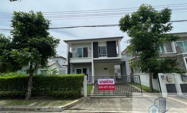Single house 63.4 sq.w. in front of Centro garden Phahon-Vibhavadi, Khlong Luang