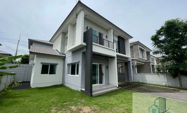 Single house 63.4 sq.w. in front of Centro garden Phahon-Vibhavadi, Khlong Luang